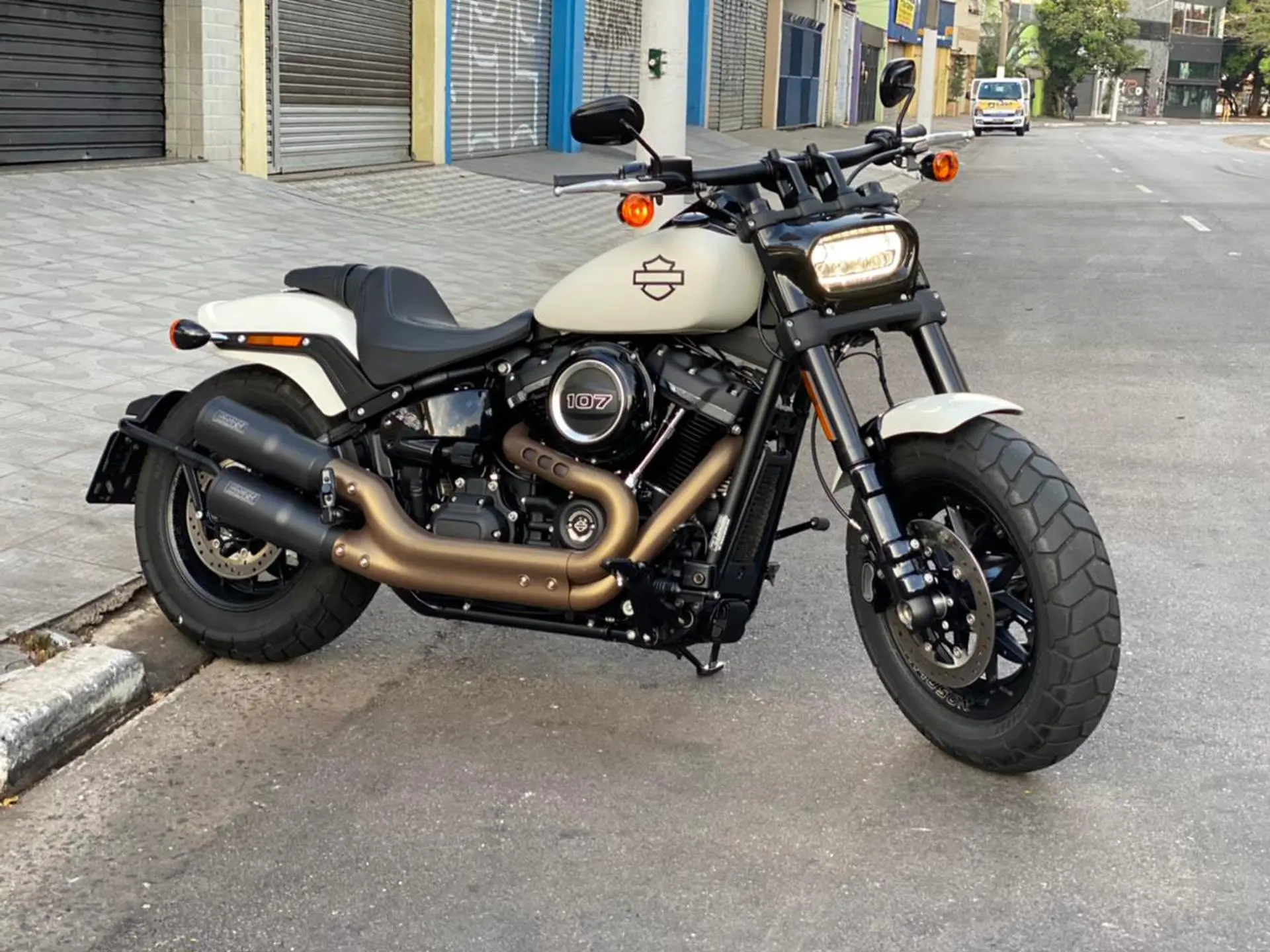 HARLEY-DAVIDSON SOFTAIL FAT BOB 107 • Exoticus