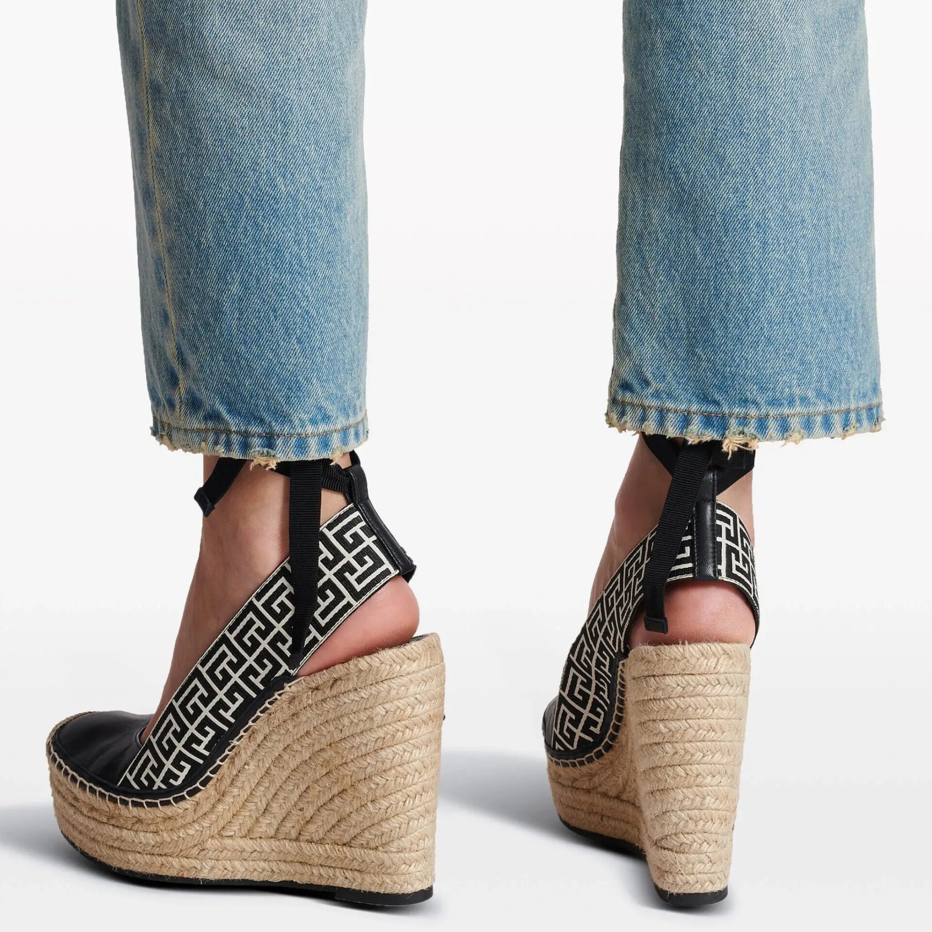 balmain-espadrille-alex-com-monograma-07-ezgif.com-webp-to-jpg-converter