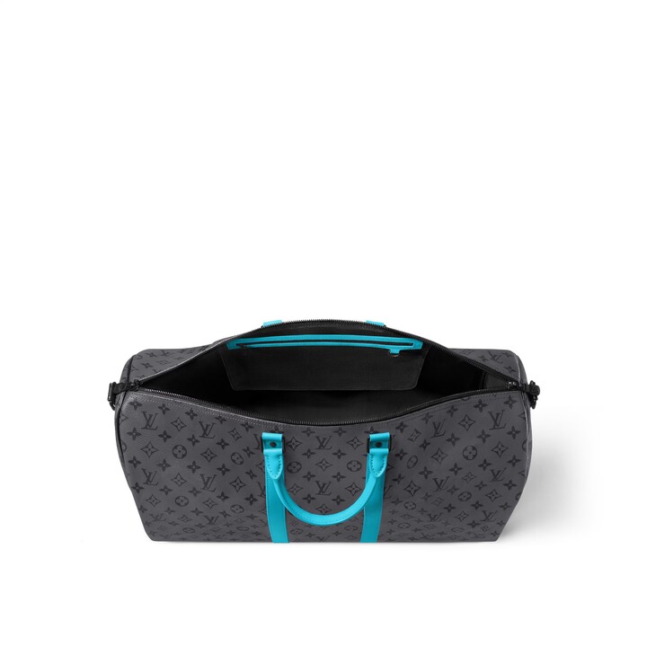 louis-vuitton-bolsa-de-viagem-keepall-bandouliere-55-monogram-eclipse-viagem-03-ezgif.com-resize